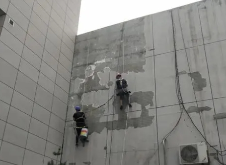 峨边楼顶漏水维修公司分享下峨边外墙防水的注意事项